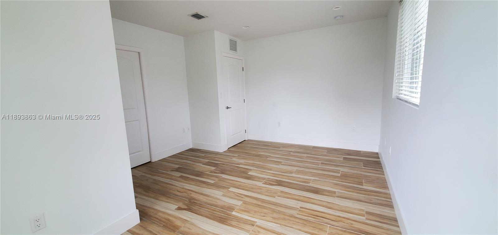 FROW HOMESTEAD - Residential Lease