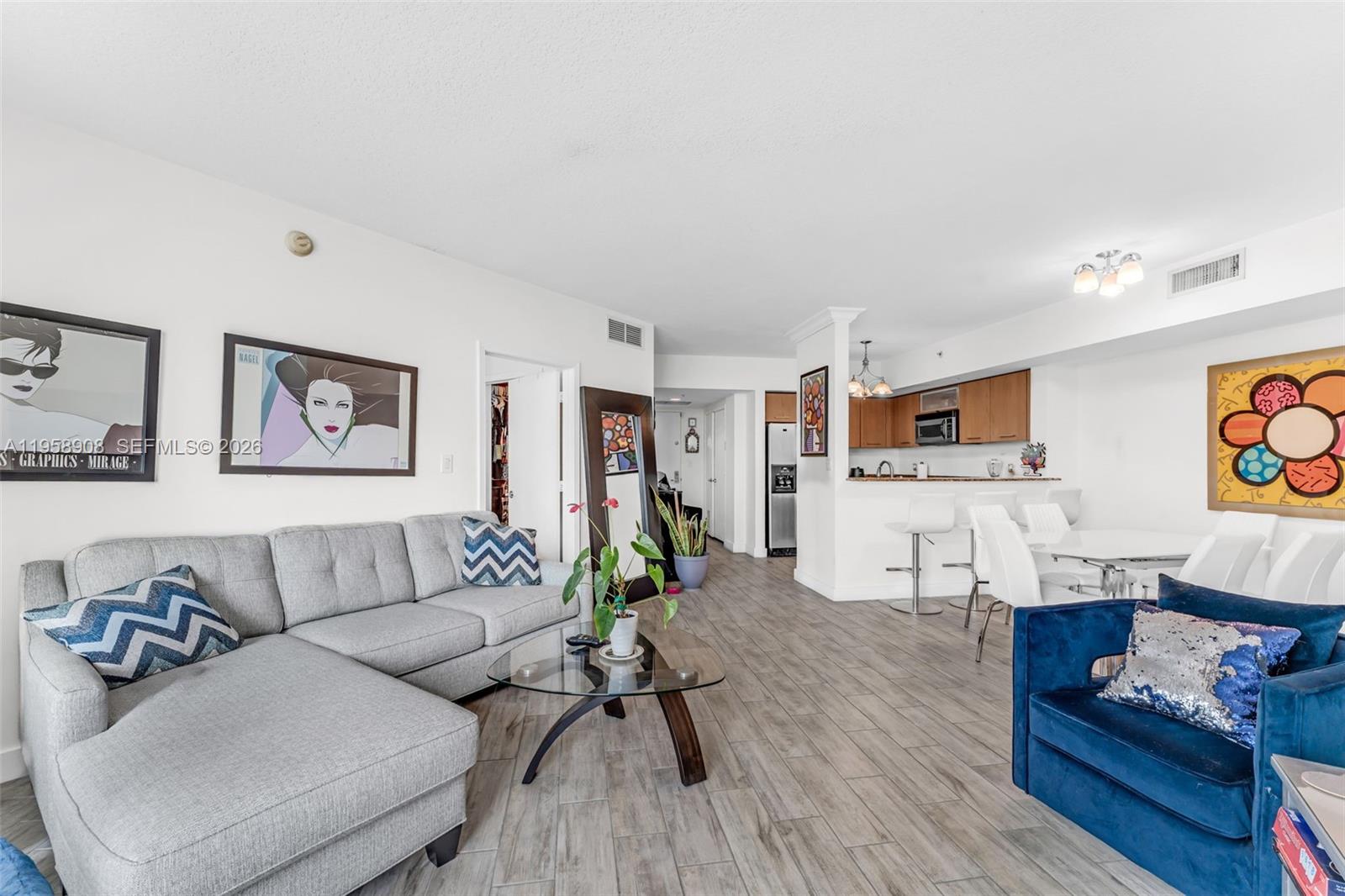 METROPOLIS II AT DADELAND - Residential