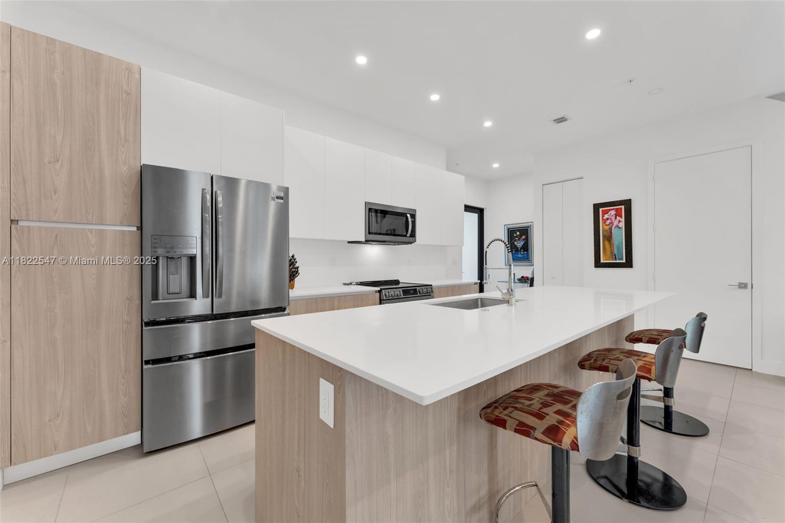 FLORANADA CENTER - Residential