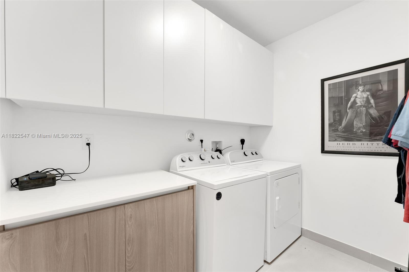 FLORANADA CENTER - Residential