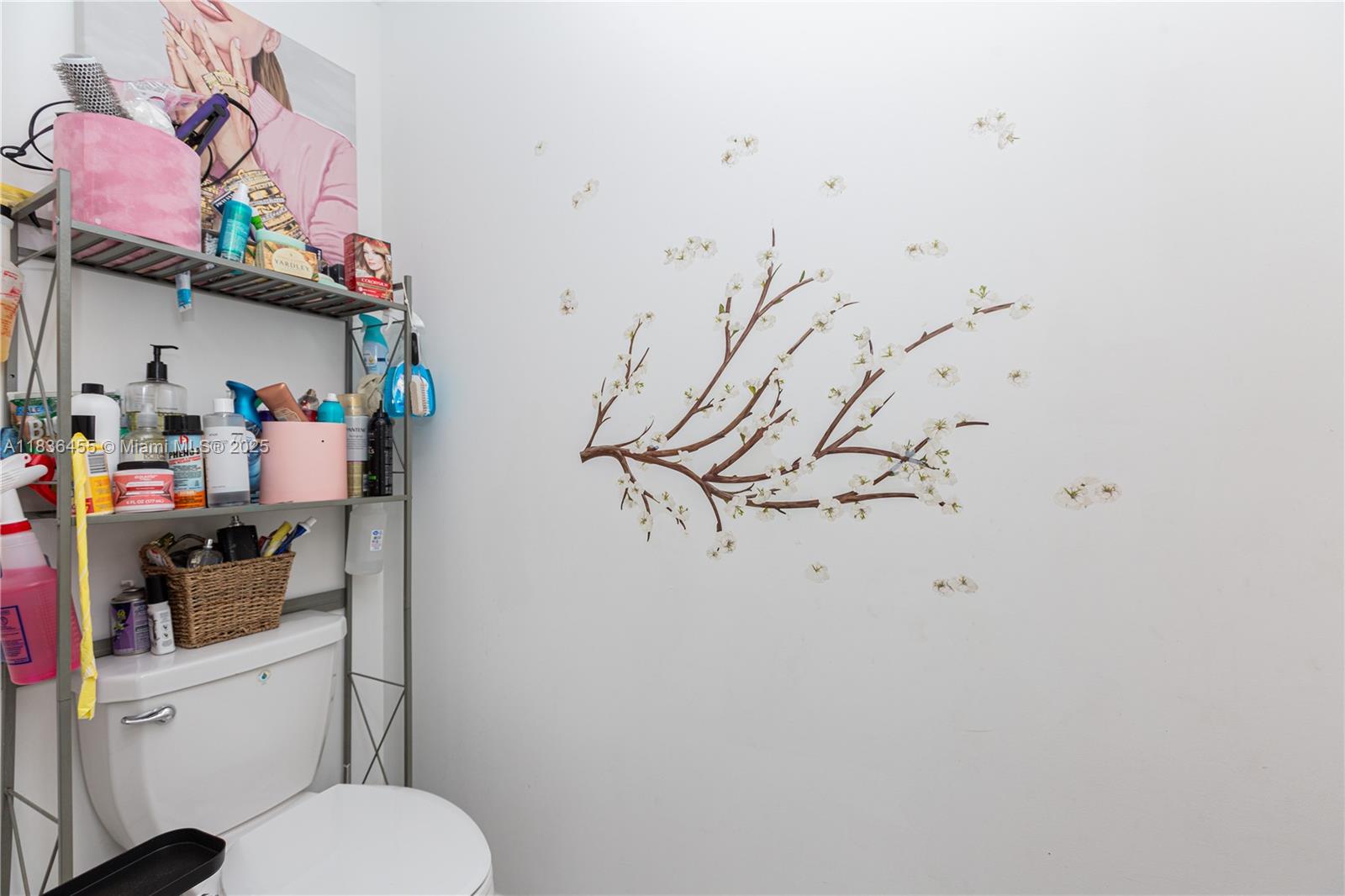 TROTTERS CHASE - Residential