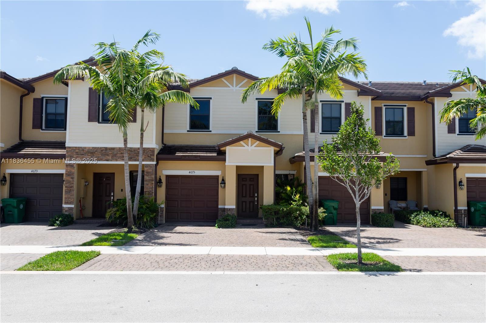 TROTTERS CHASE - Residential