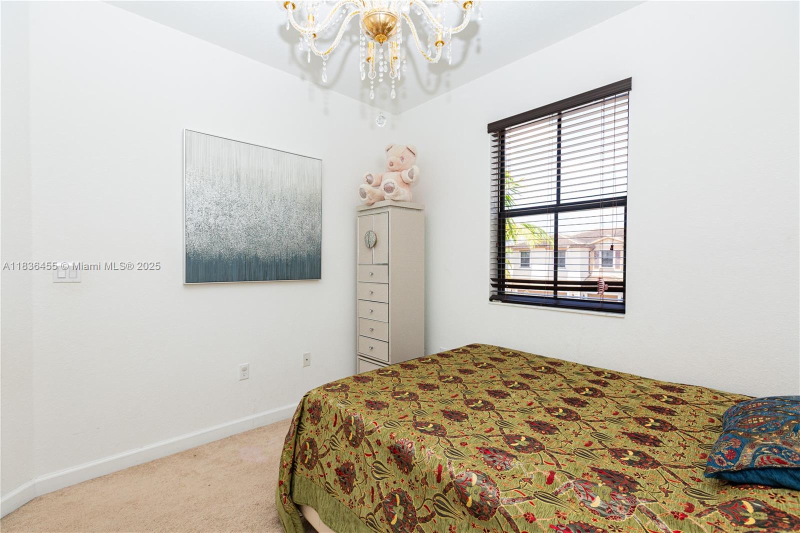 TROTTERS CHASE - Residential