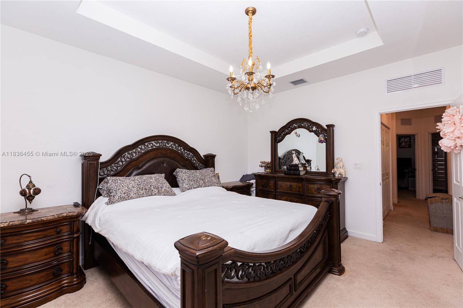 TROTTERS CHASE - Residential