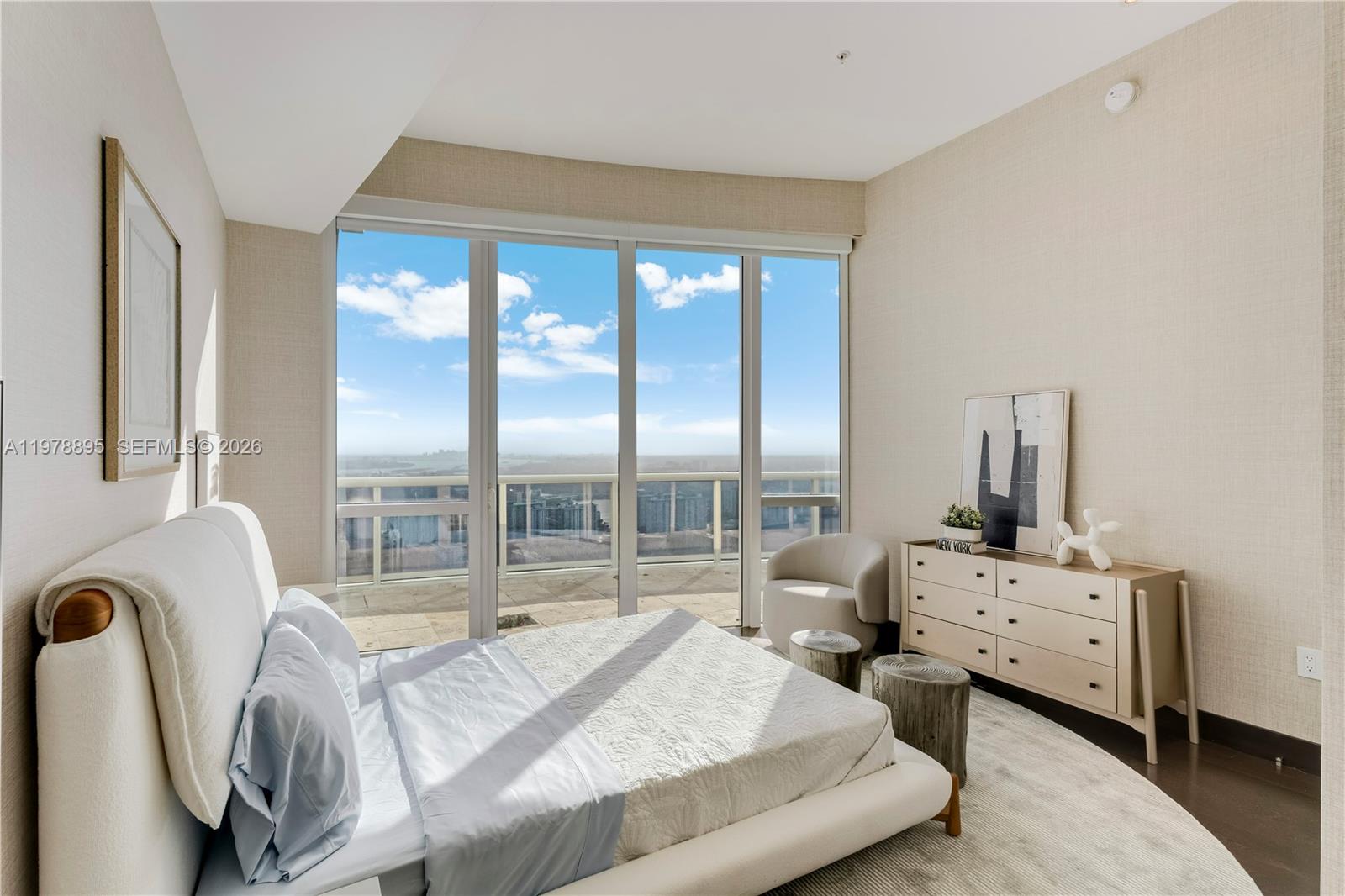 TRUMP ROYALE CONDO - Residential