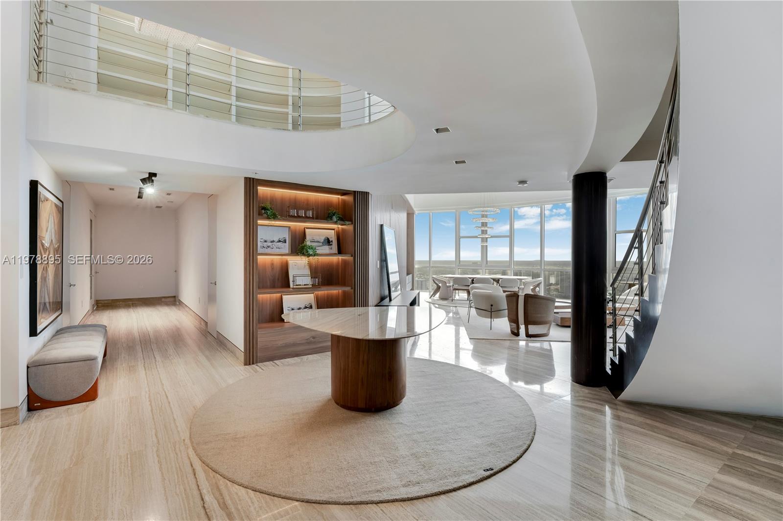 TRUMP ROYALE CONDO - Residential