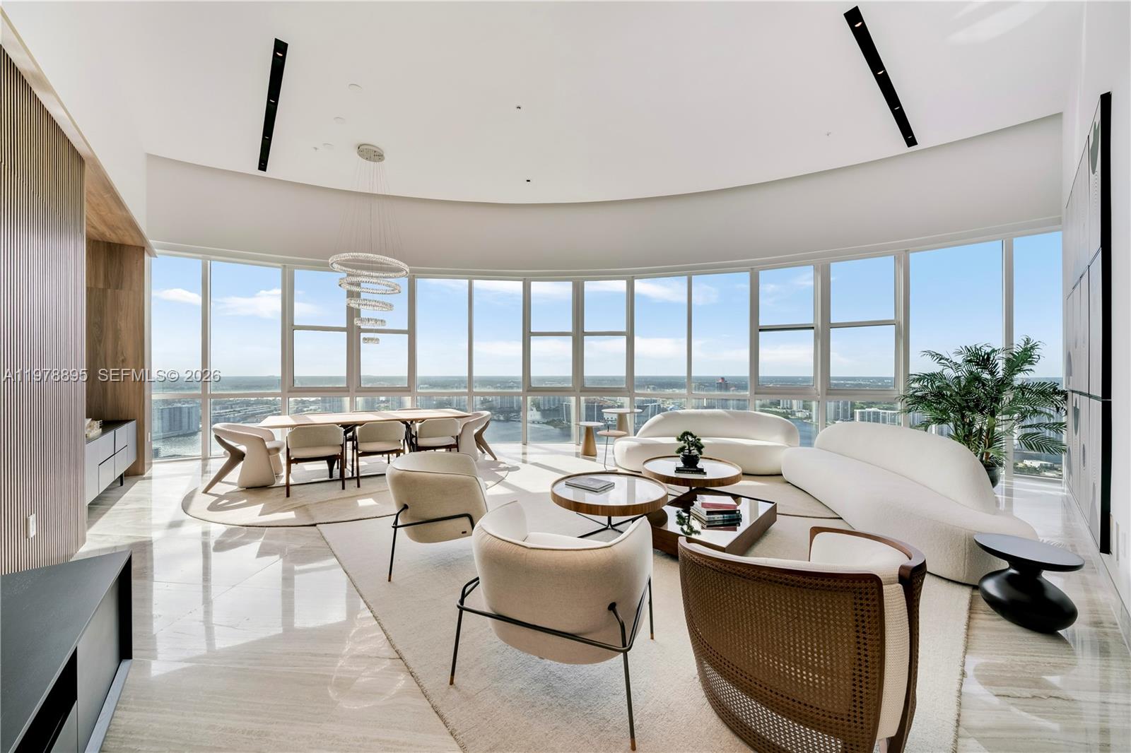 TRUMP ROYALE CONDO - Residential