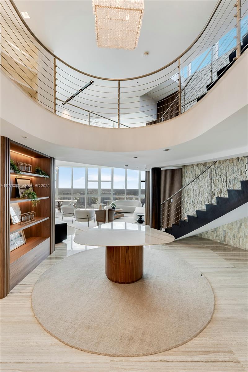 TRUMP ROYALE CONDO - Residential