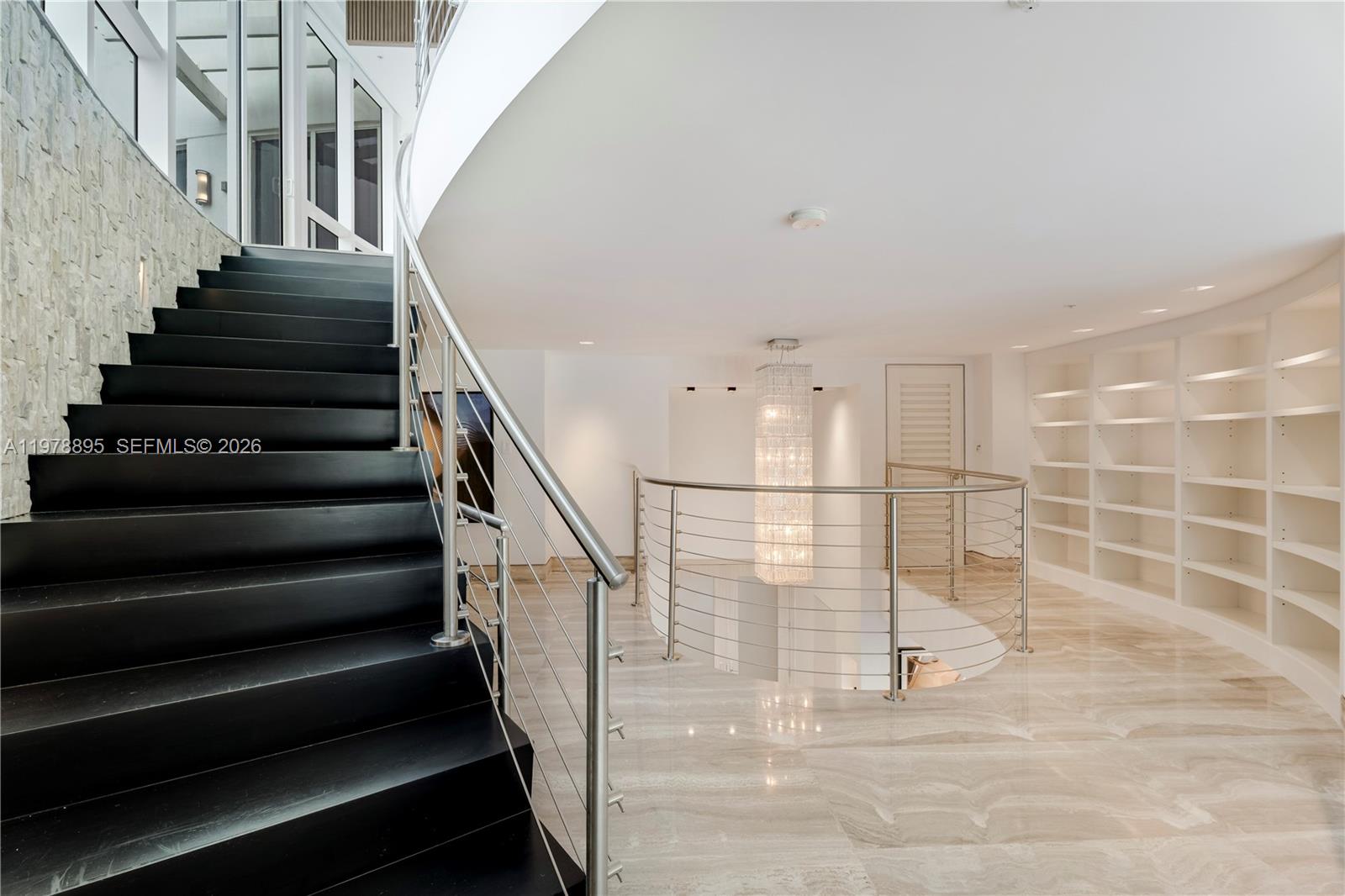 TRUMP ROYALE CONDO - Residential