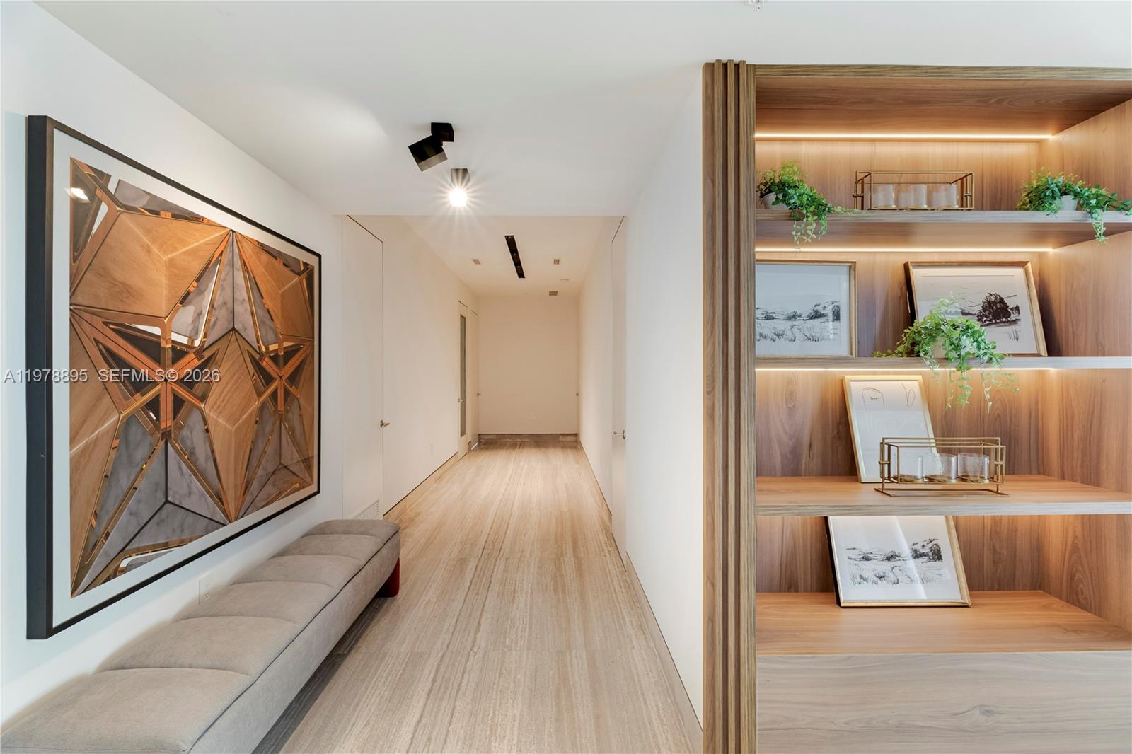 TRUMP ROYALE CONDO - Residential