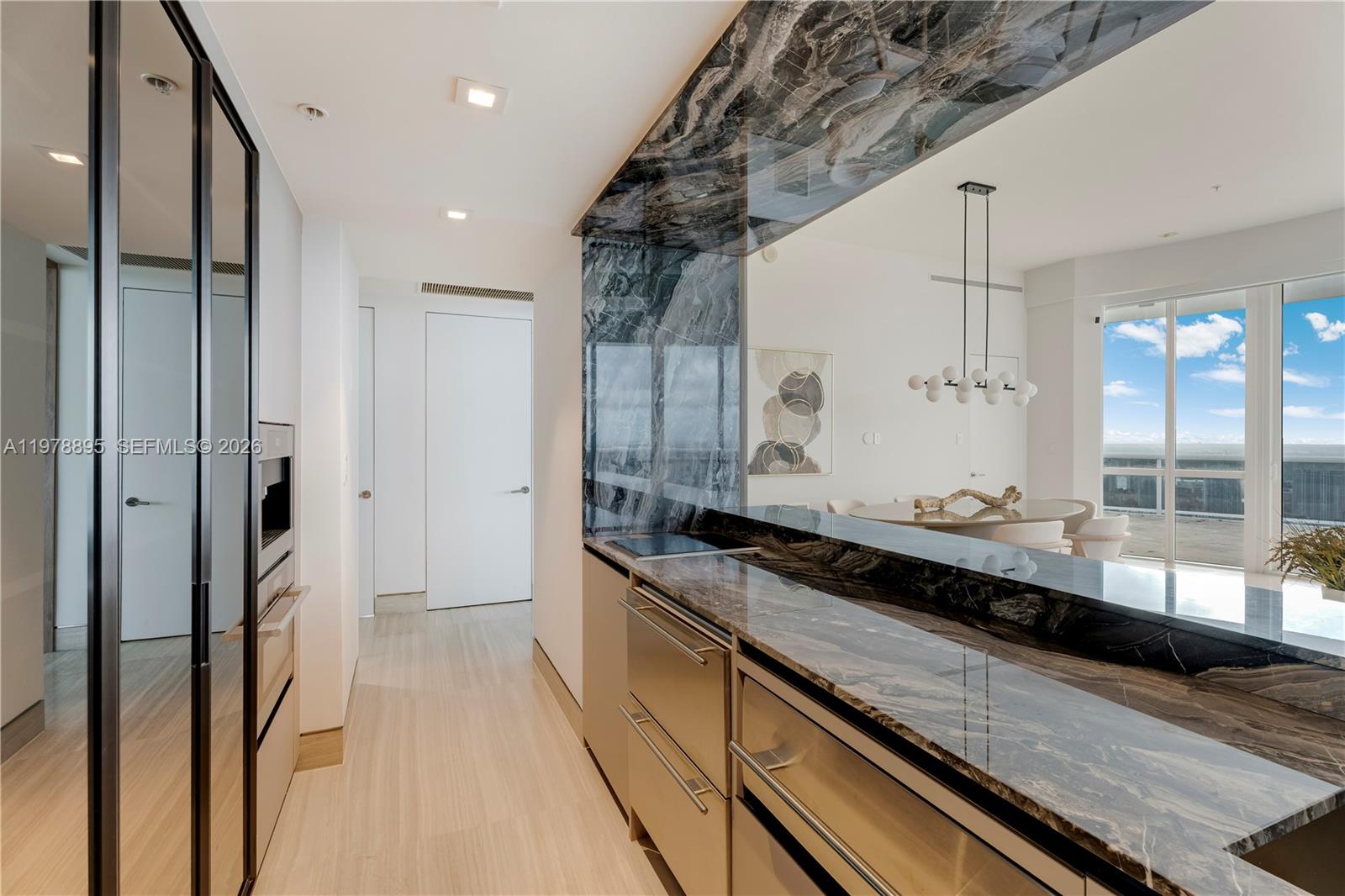 TRUMP ROYALE CONDO - Residential