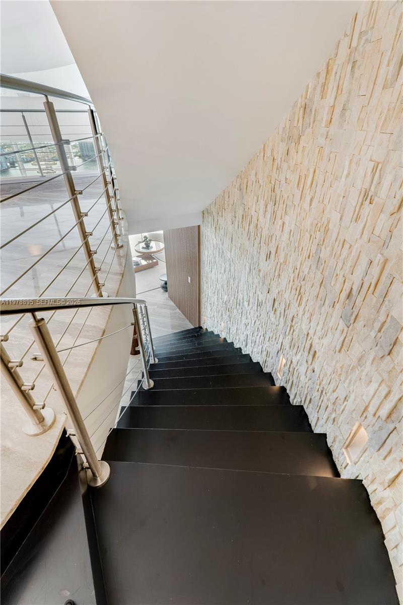 TRUMP ROYALE CONDO - Residential