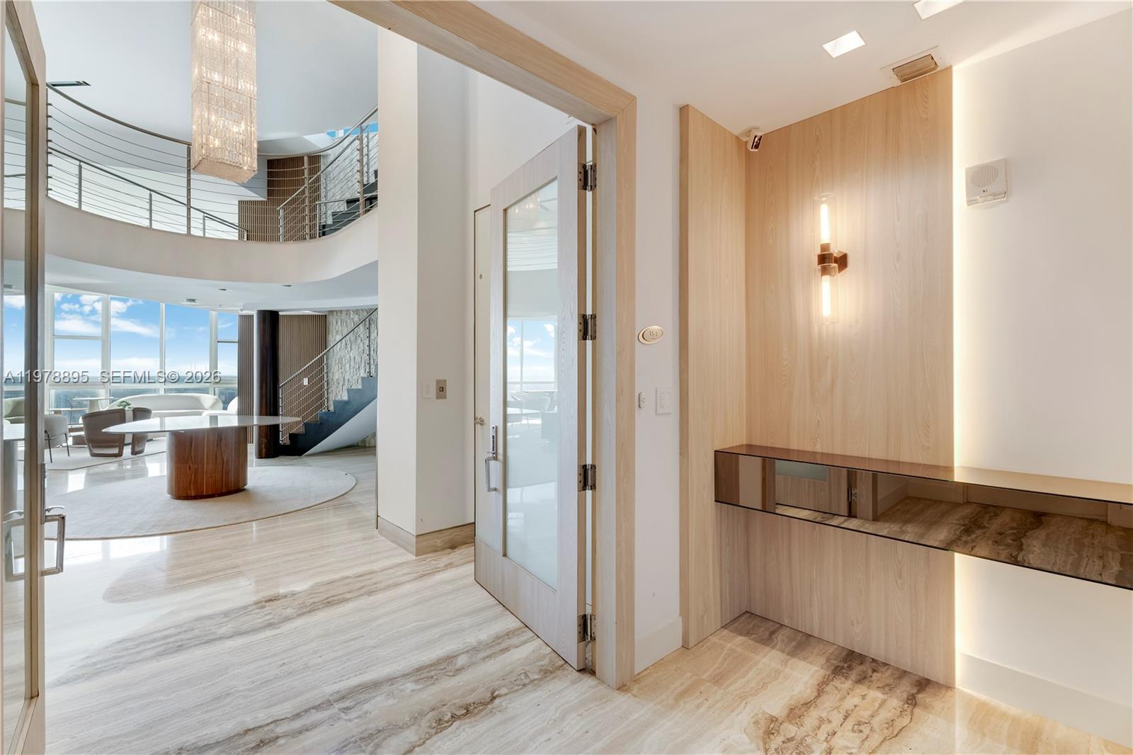 TRUMP ROYALE CONDO - Residential