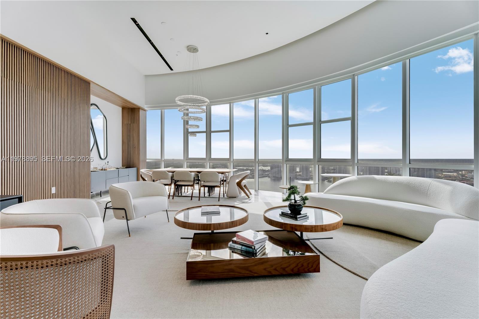 TRUMP ROYALE CONDO - Residential