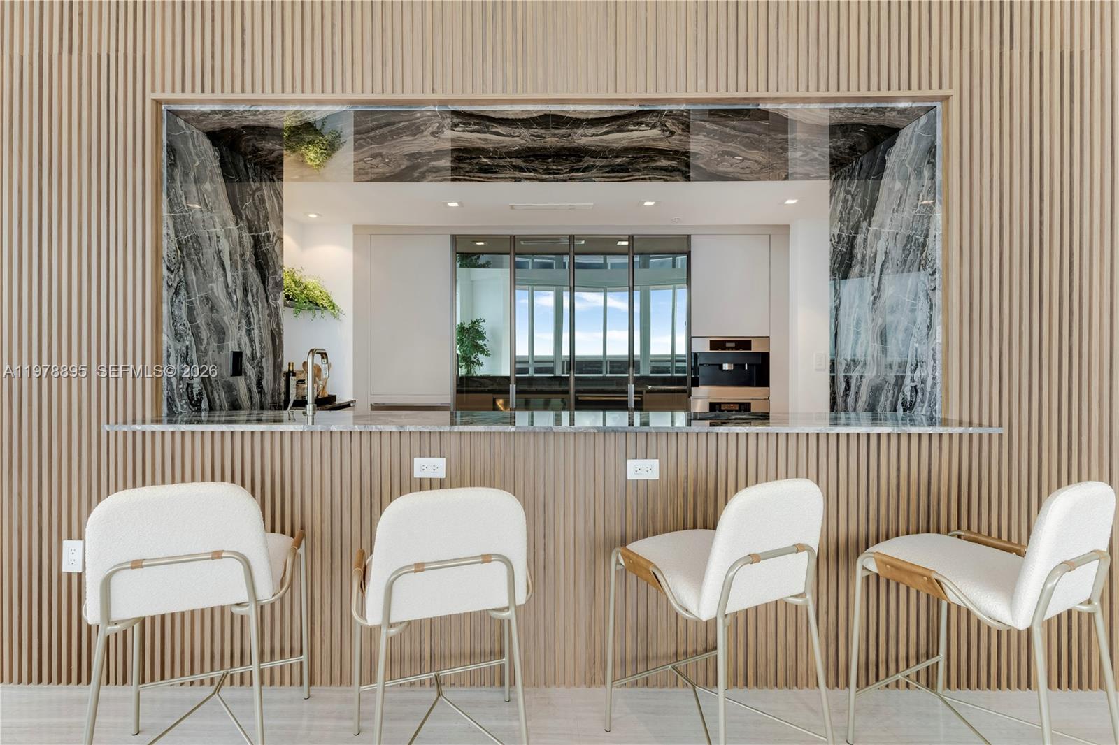 TRUMP ROYALE CONDO - Residential