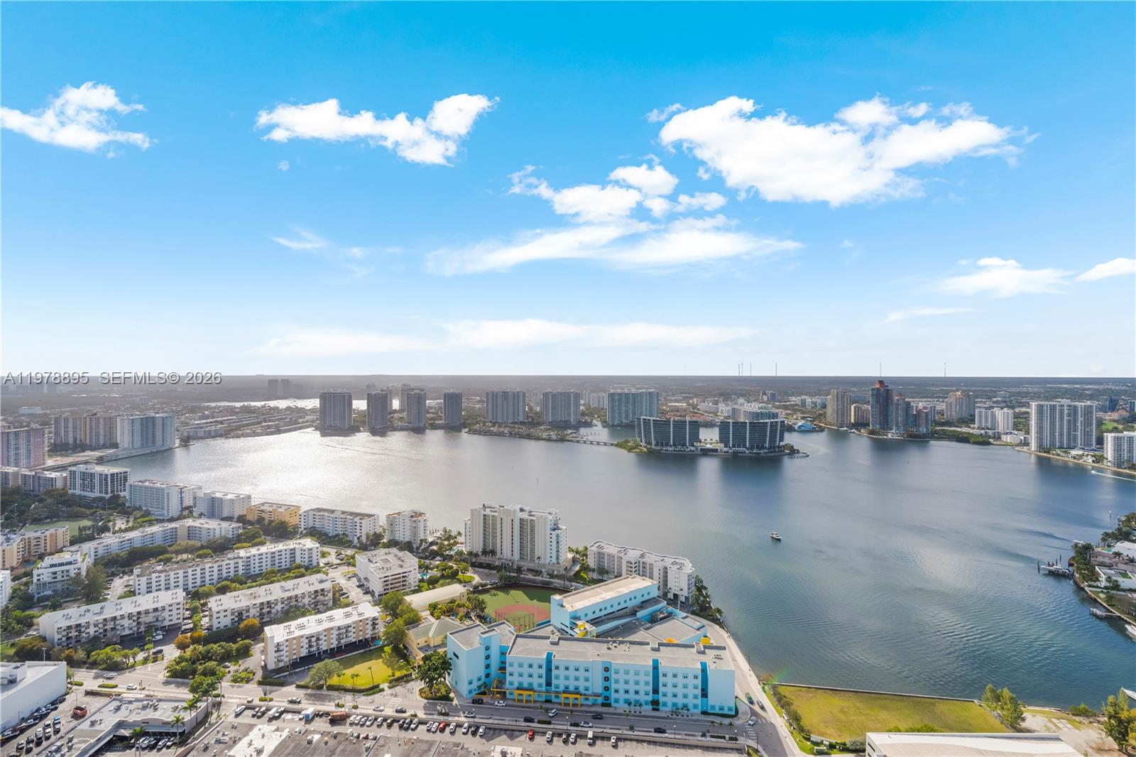 TRUMP ROYALE CONDO - Residential