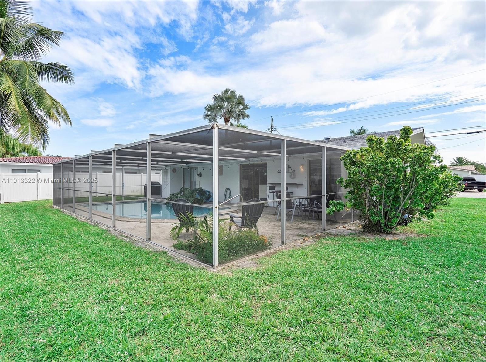 ROYAL PALM ACRES SECOND S - Residential