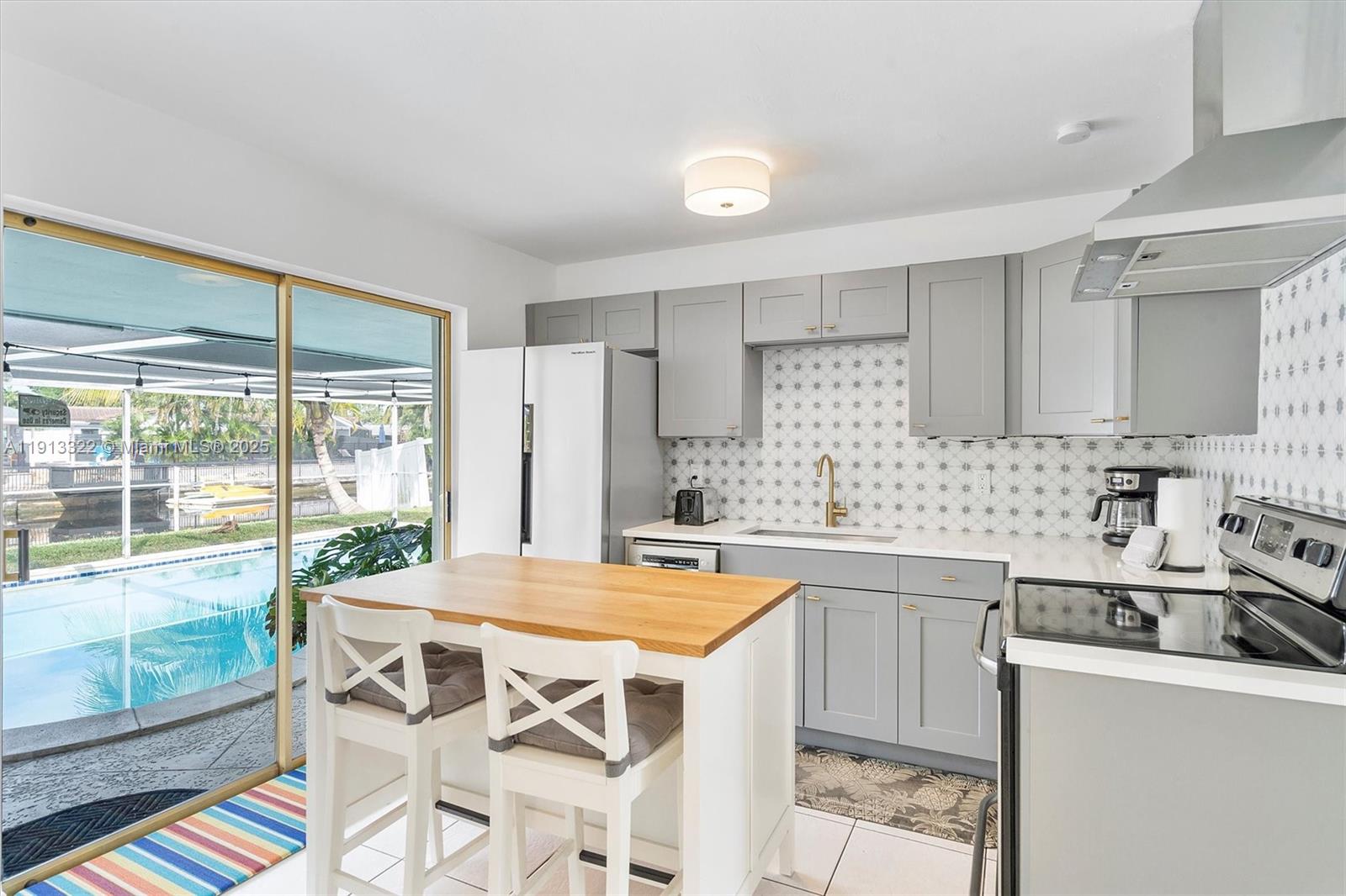 ROYAL PALM ACRES SECOND S - Residential