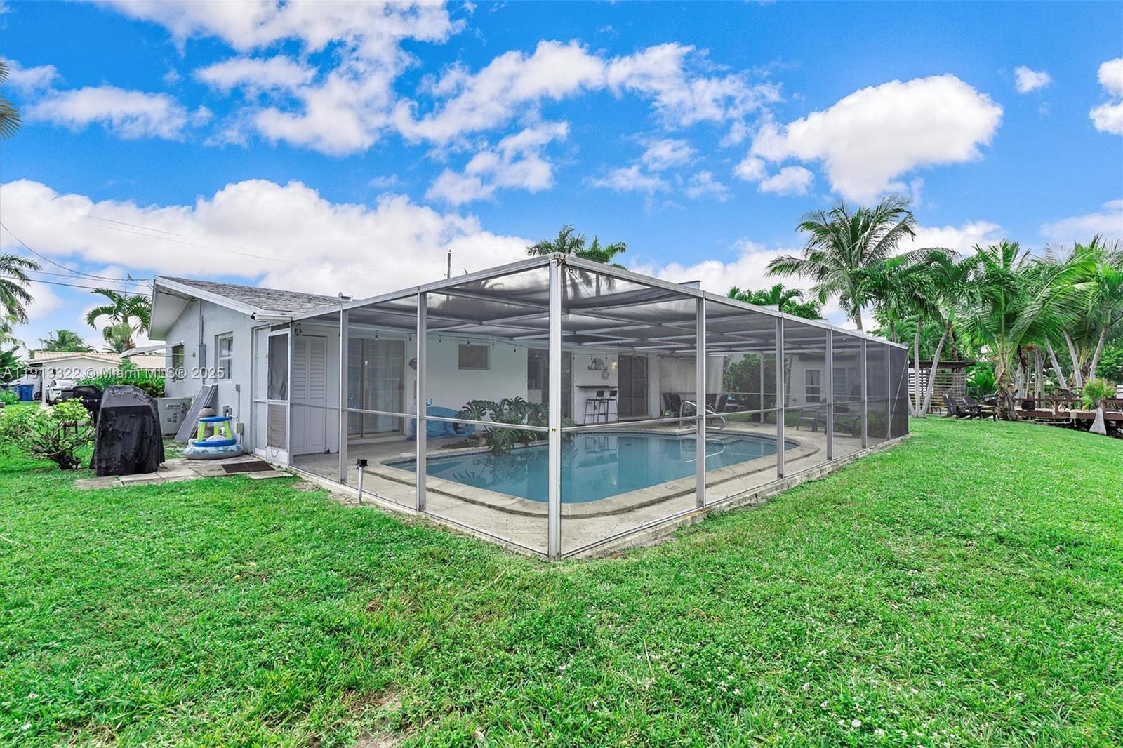 ROYAL PALM ACRES SECOND S - Residential