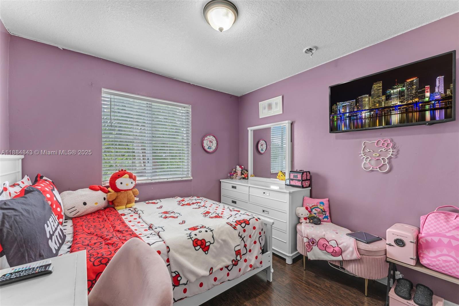 VENETIA GROVE - Residential
