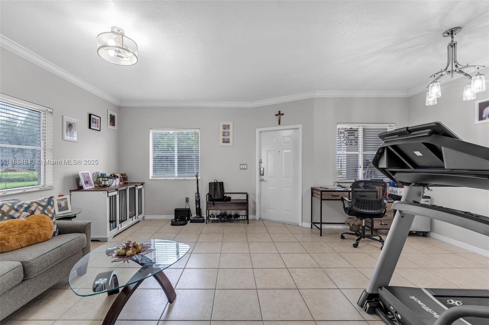 VENETIA GROVE - Residential