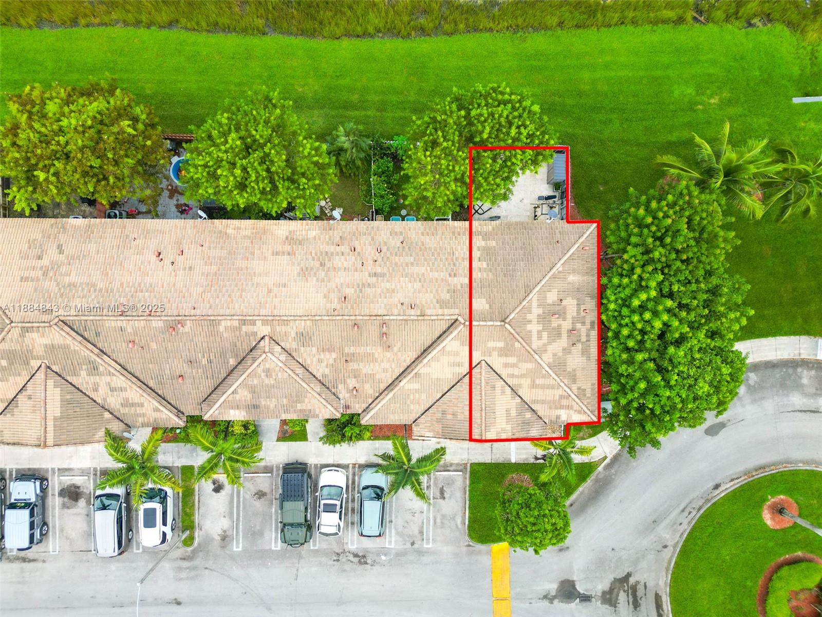 VENETIA GROVE - Residential