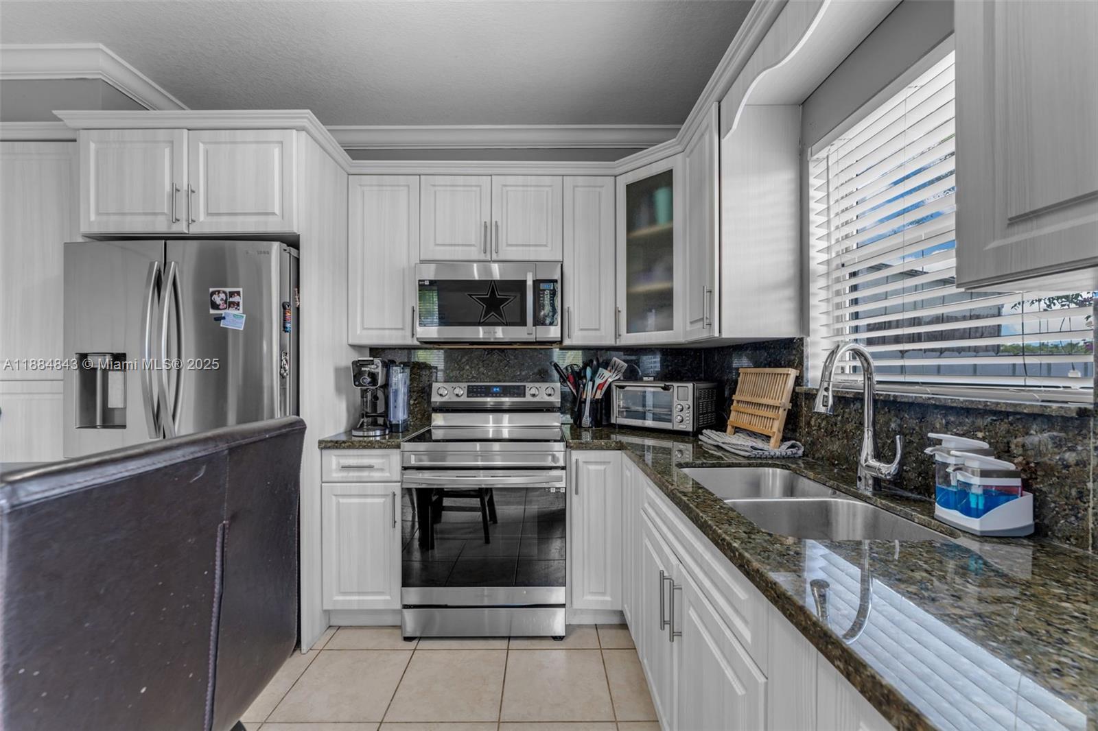 VENETIA GROVE - Residential