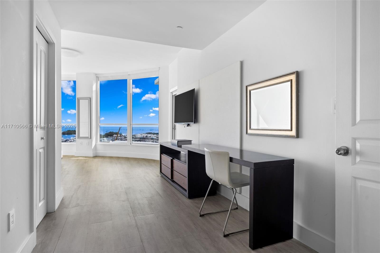 GROVE HILL TOWER CONDO - Residential