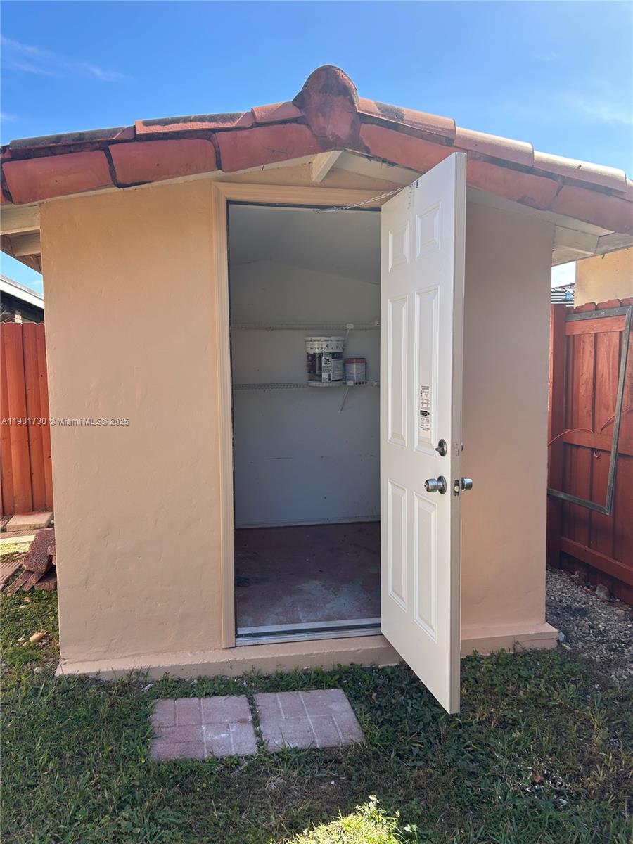 GARSON SUB SEC 1 - Residential Lease