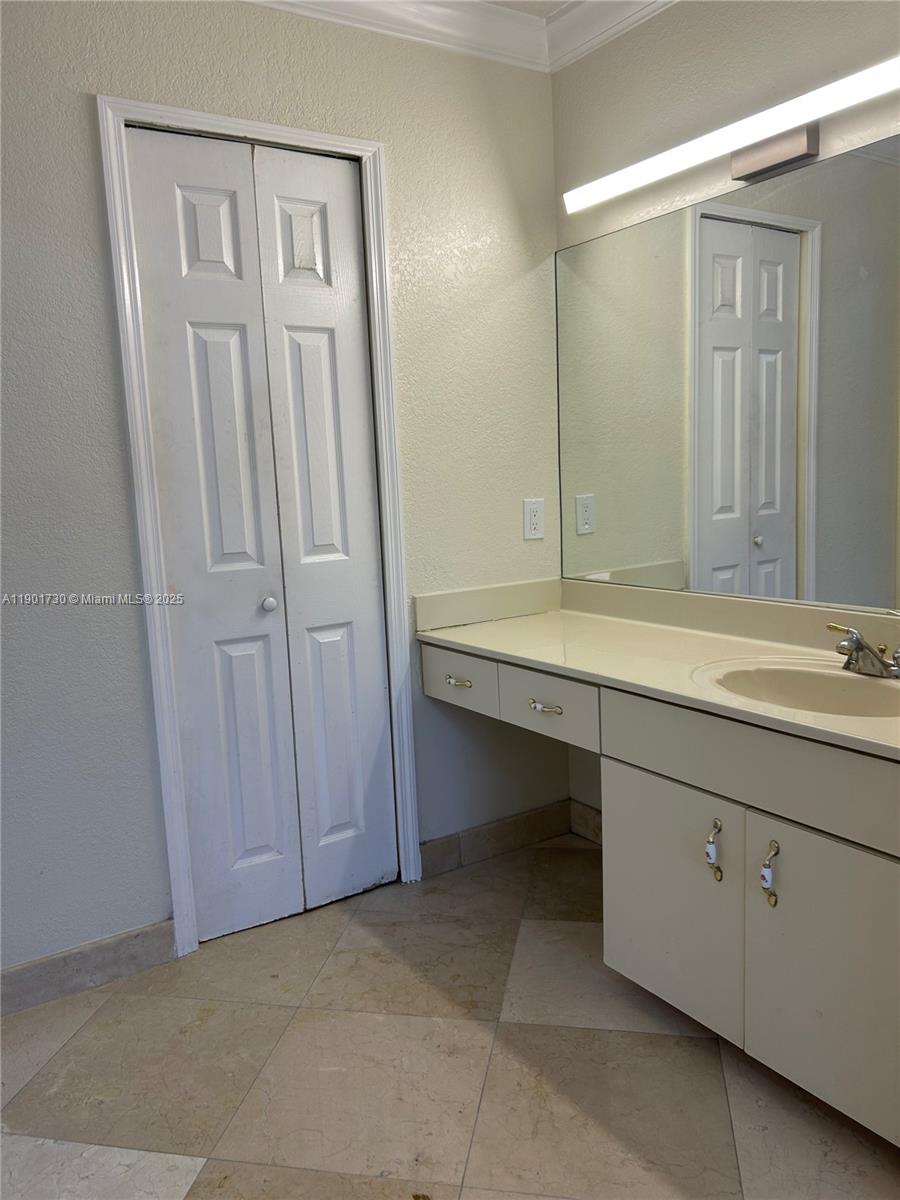 GARSON SUB SEC 1 - Residential Lease