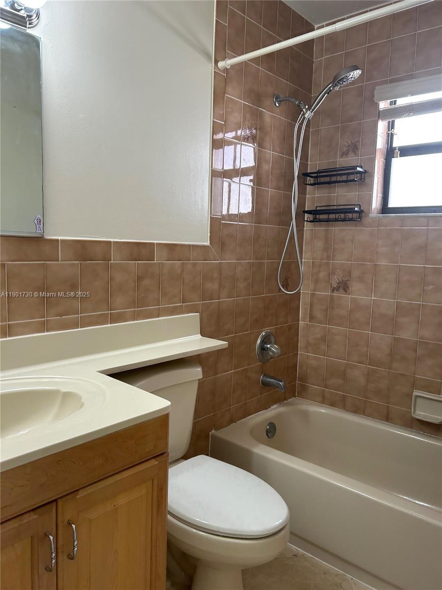 GARSON SUB SEC 1 - Residential Lease