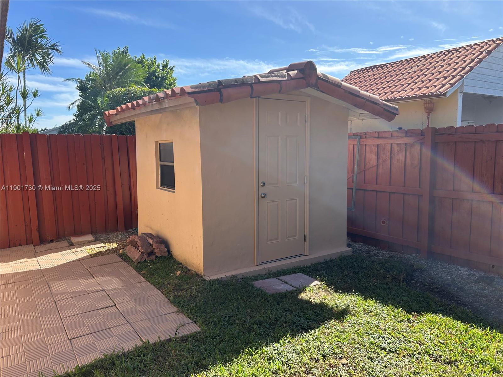 GARSON SUB SEC 1 - Residential Lease