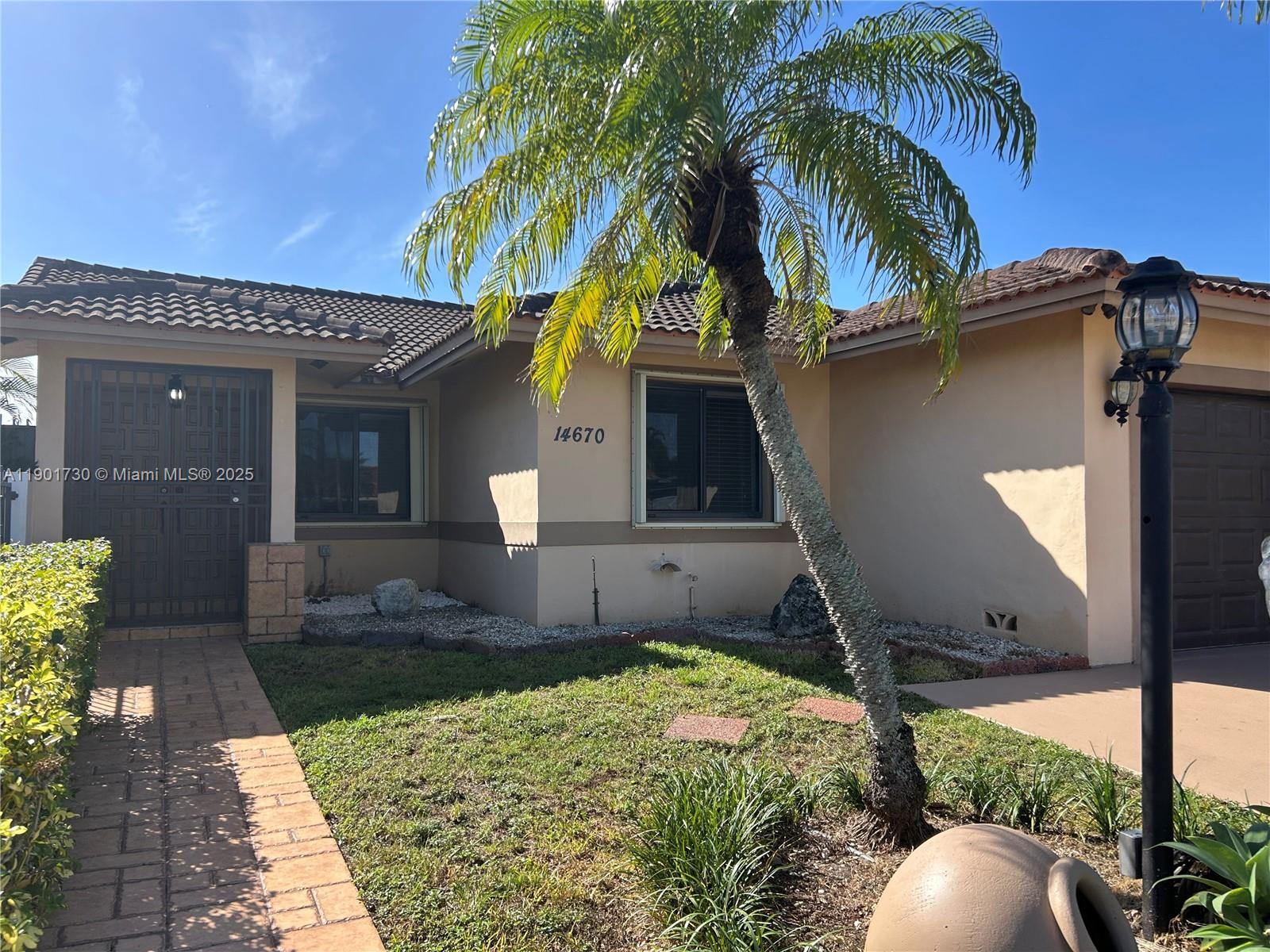 GARSON SUB SEC 1 - Residential Lease