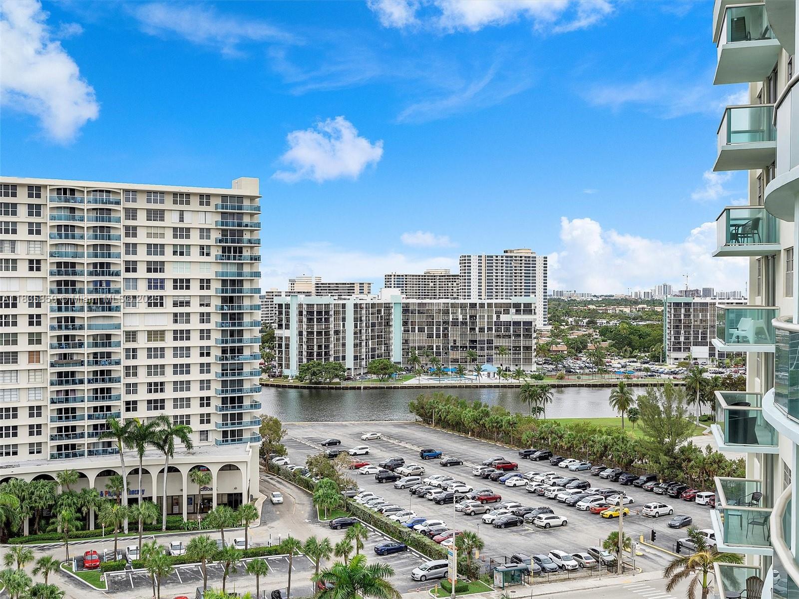TIDES ON HOLLYWOOD BEACH - Residential