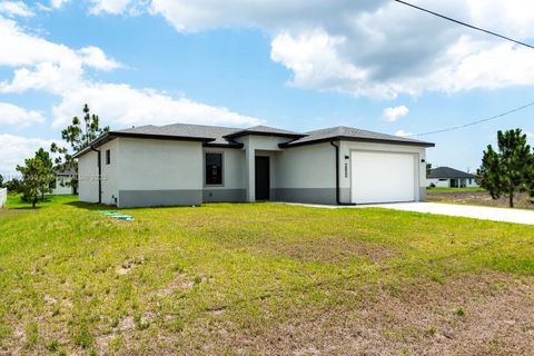 2809 SW 18th St Lehigh Acres FL 33976
