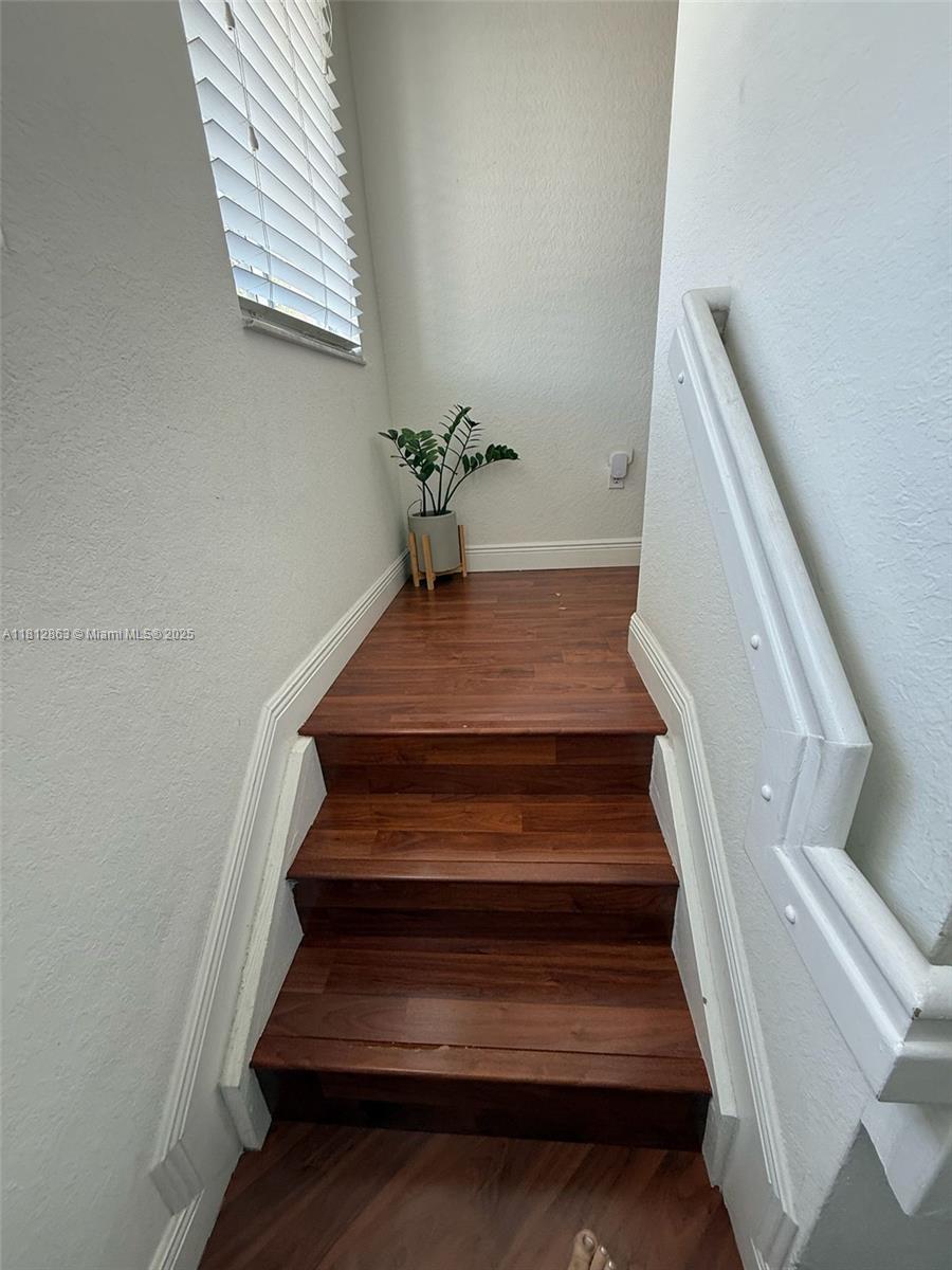 TOWNS AT SEASCAPE - Residential Lease
