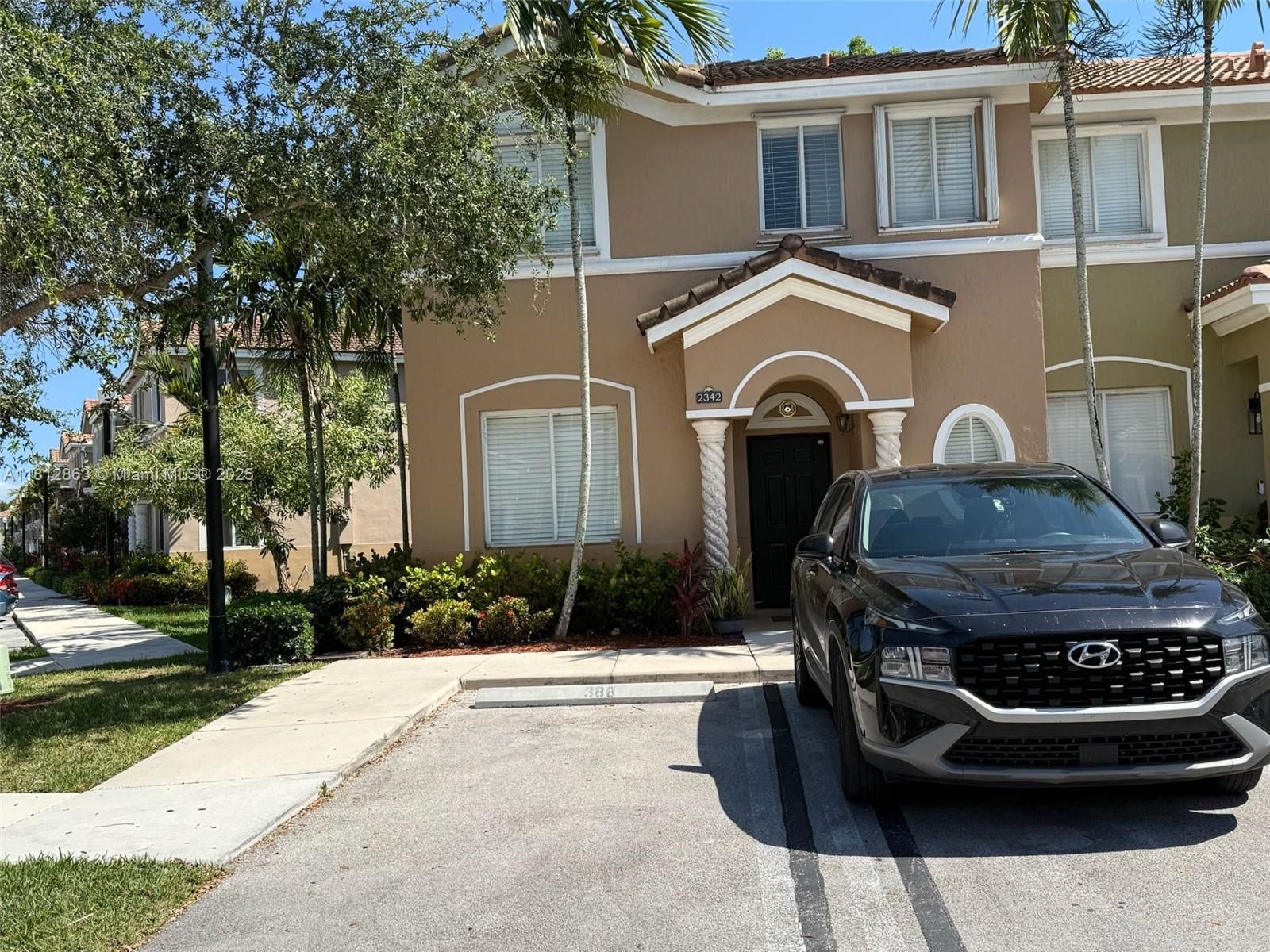 2342 Se 10th St, Homestead, Miami-Dade County, Florida - 4 Bedrooms  
3 Bathrooms - 