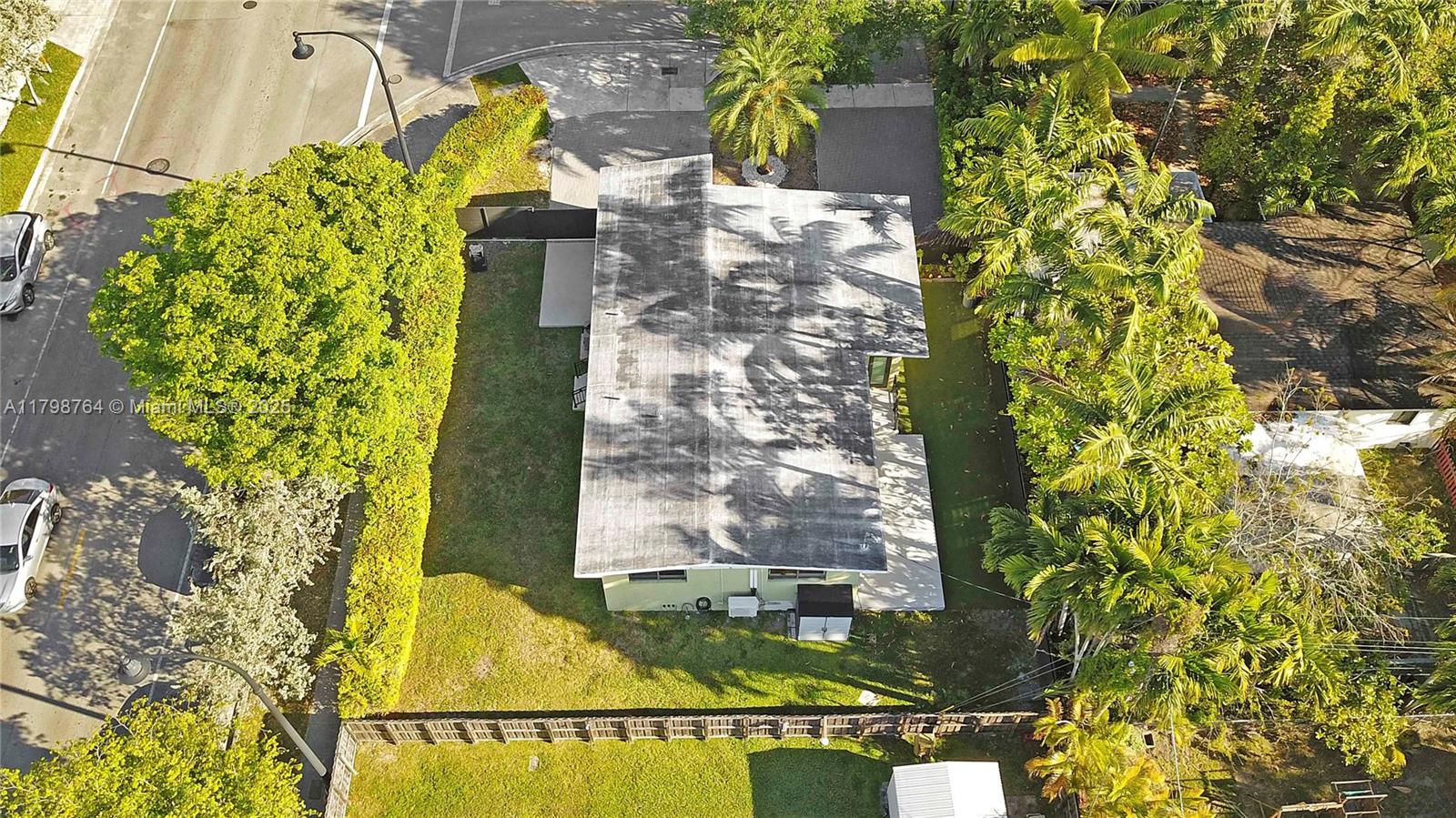 6180 SW 16th Ter