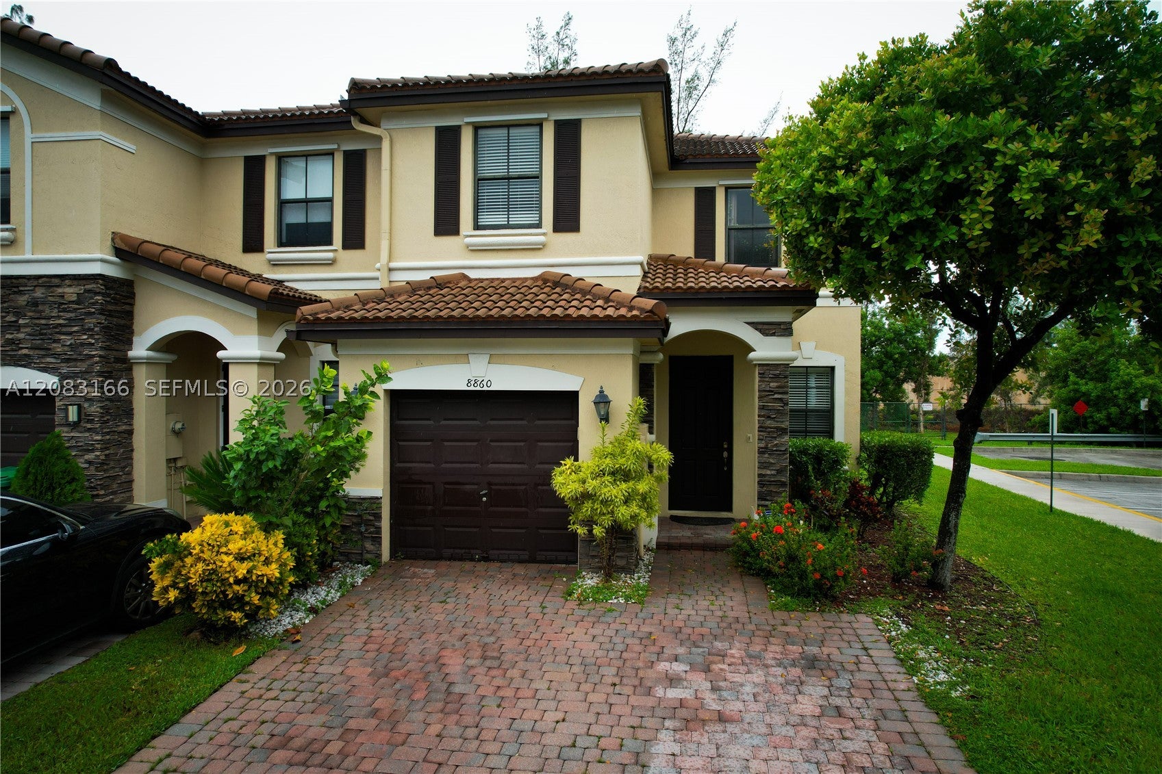 8860 NW 116 Path, Doral FL 33178