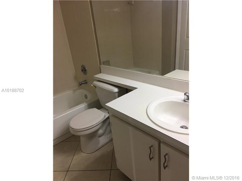 Hollywood Parc Condo - Residential Lease