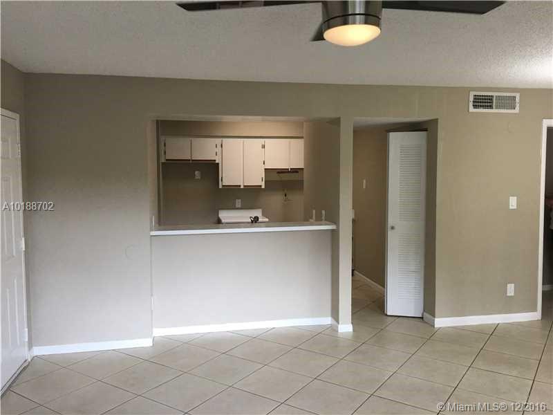 Hollywood Parc Condo - Residential Lease