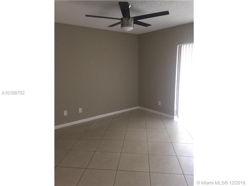 Hollywood Parc Condo - Residential Lease