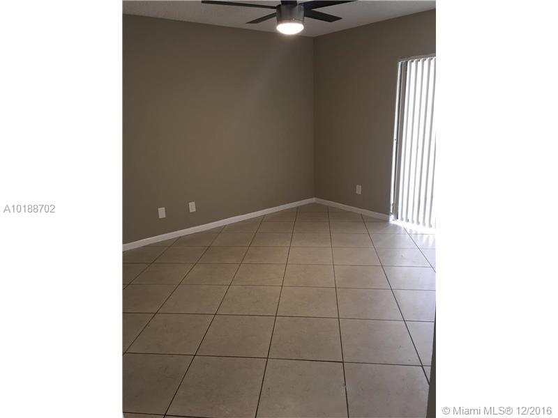 Hollywood Parc Condo - Residential Lease