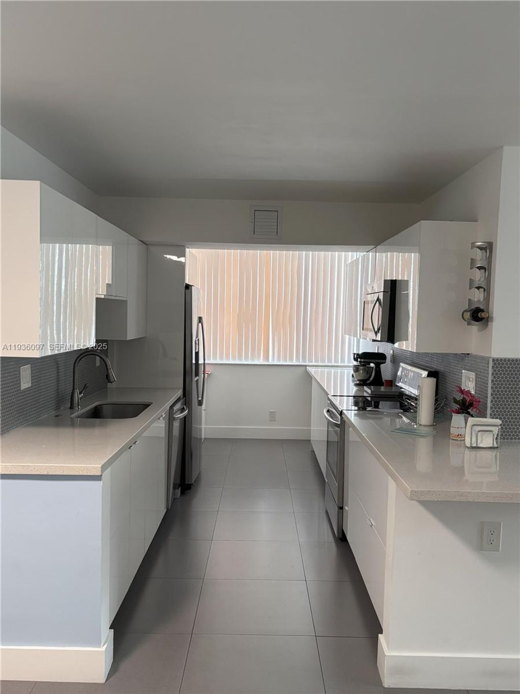 Photo of 9501 SW 1st Ct #9501, Coral Springs, FL 33071 (MLS # A11936097)