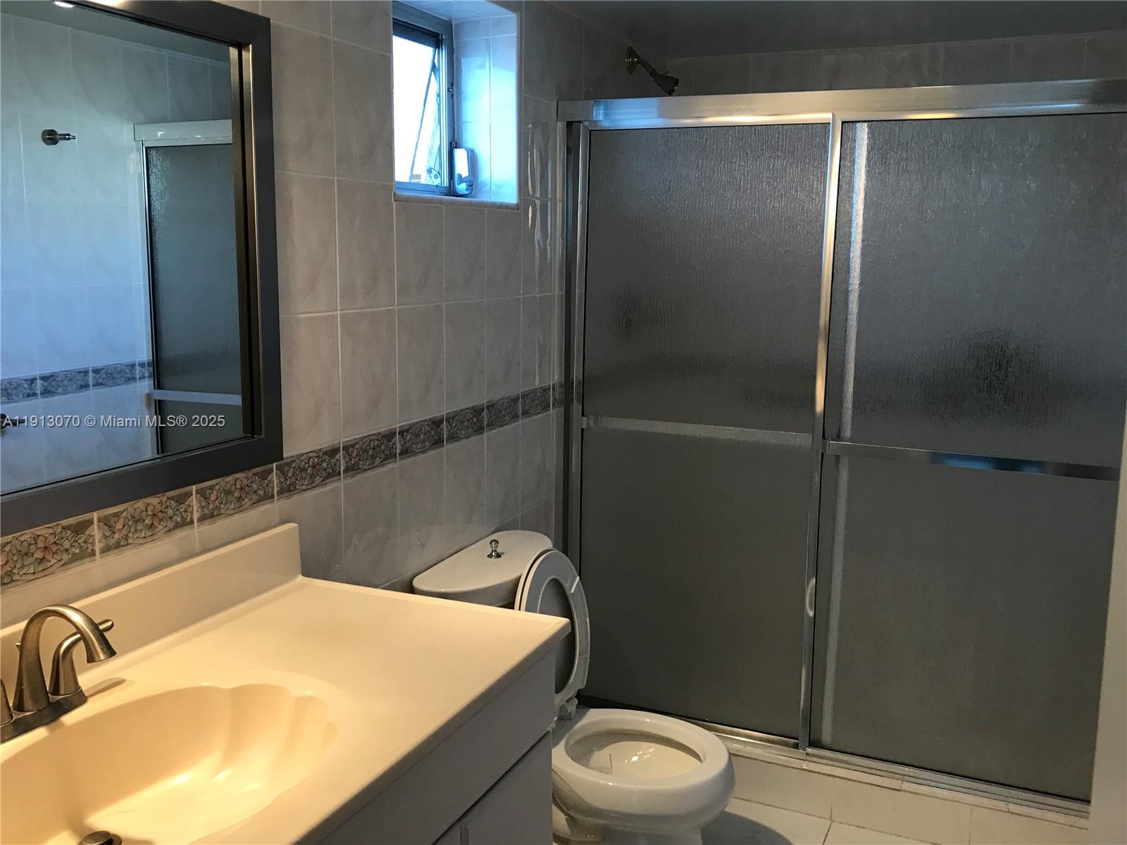 EDEN ISLES CONDO PART 1 - Residential