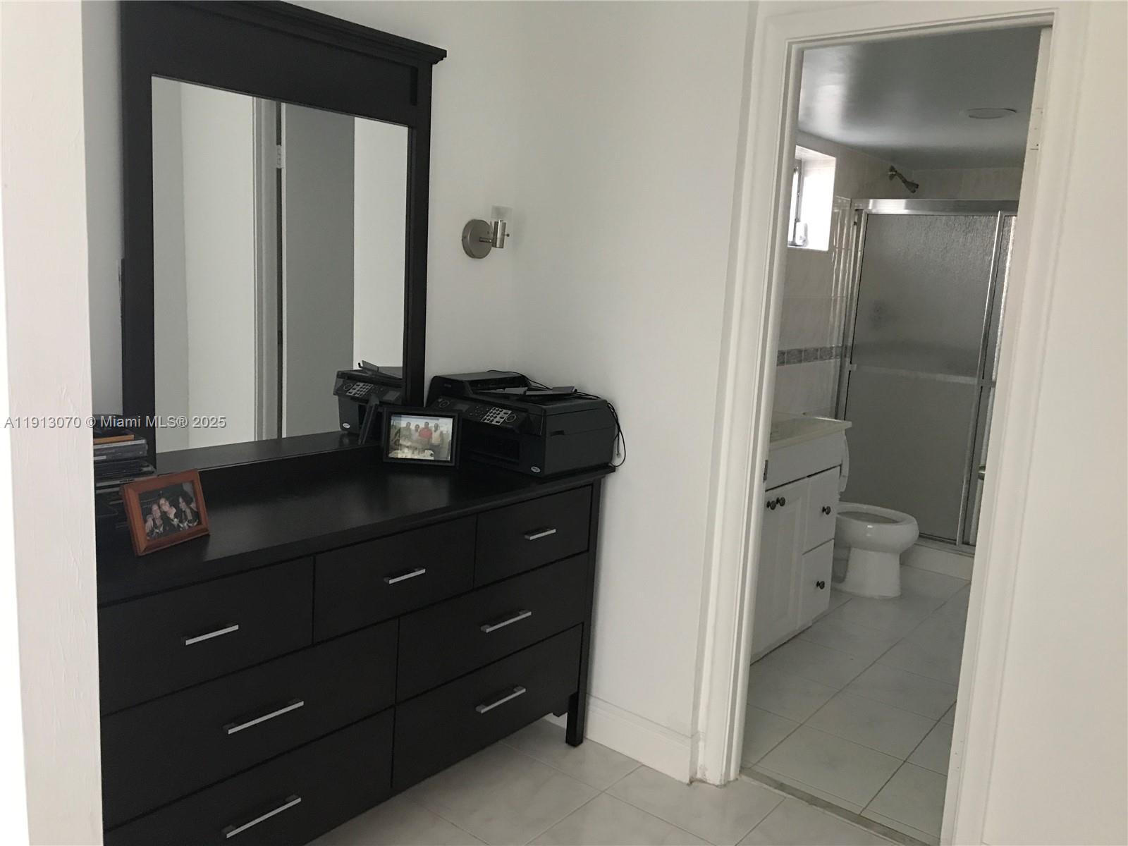 EDEN ISLES CONDO PART 1 - Residential