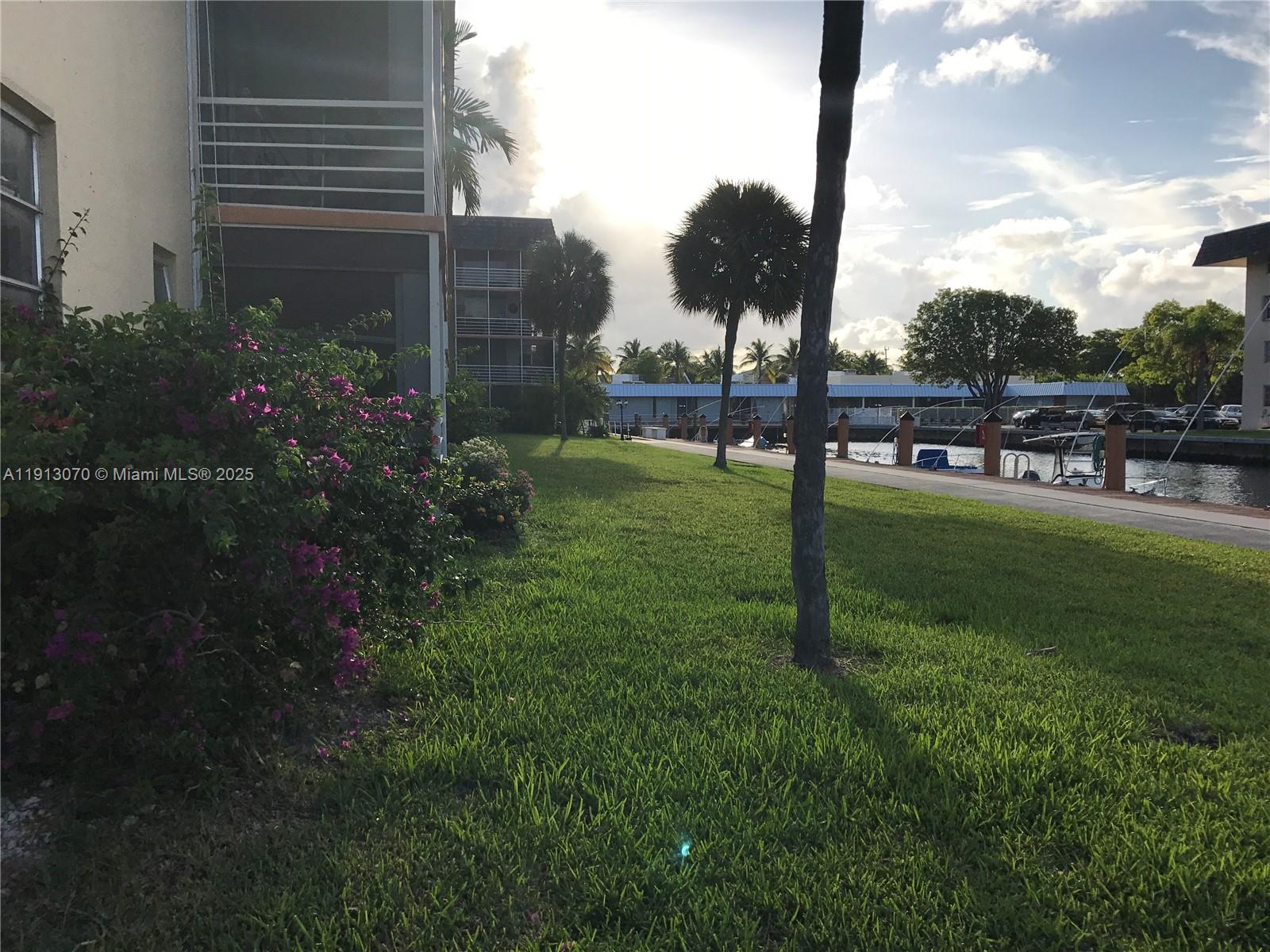 EDEN ISLES CONDO PART 1 - Residential