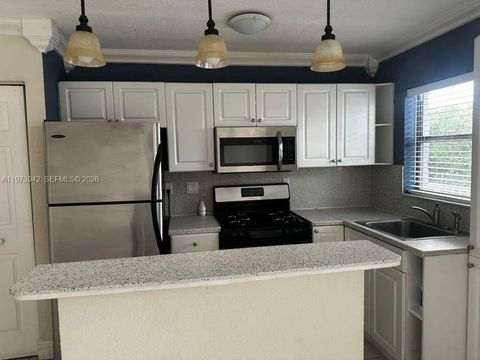 7101 SW 89th Ct 212 Miami FL 33173