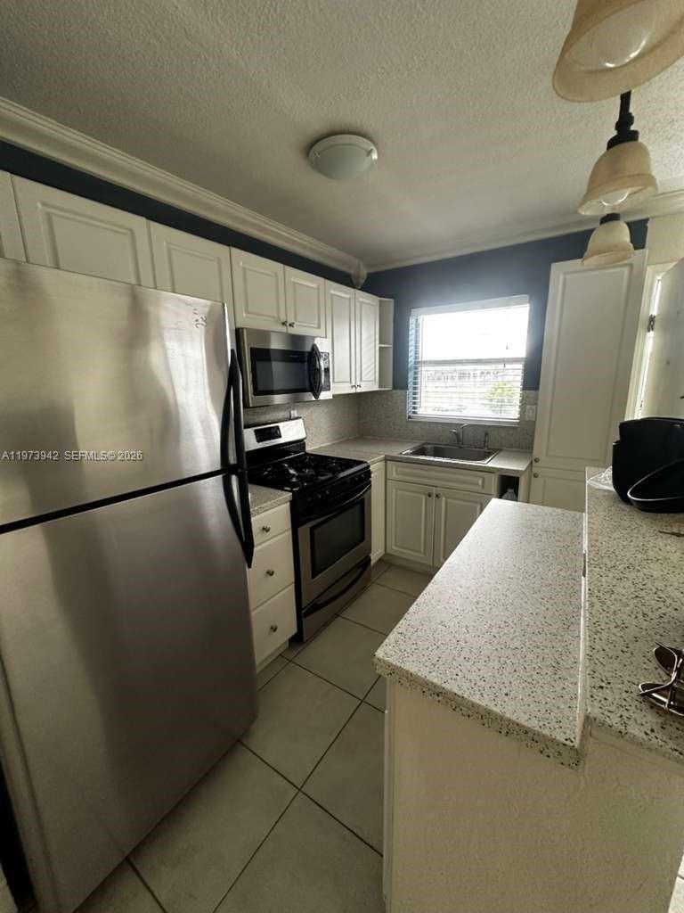 PARADISE AT SUNSET CONDO - Residential