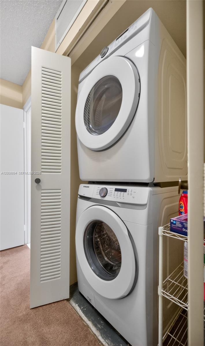MYSTIC POINTE TOWER 600 C - Residential Lease